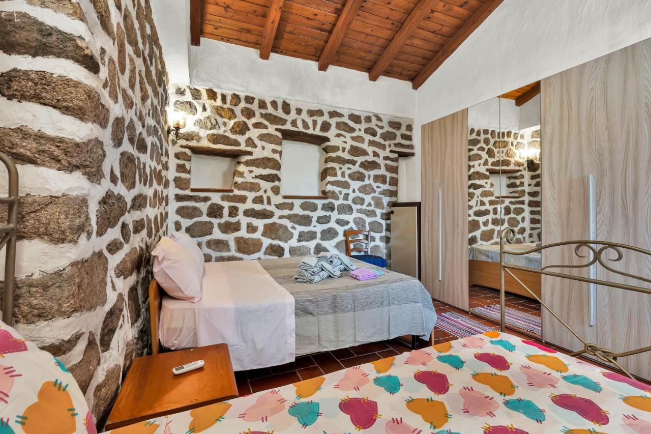 Casettina Loiri Porto San Paolo Extérieur photo
